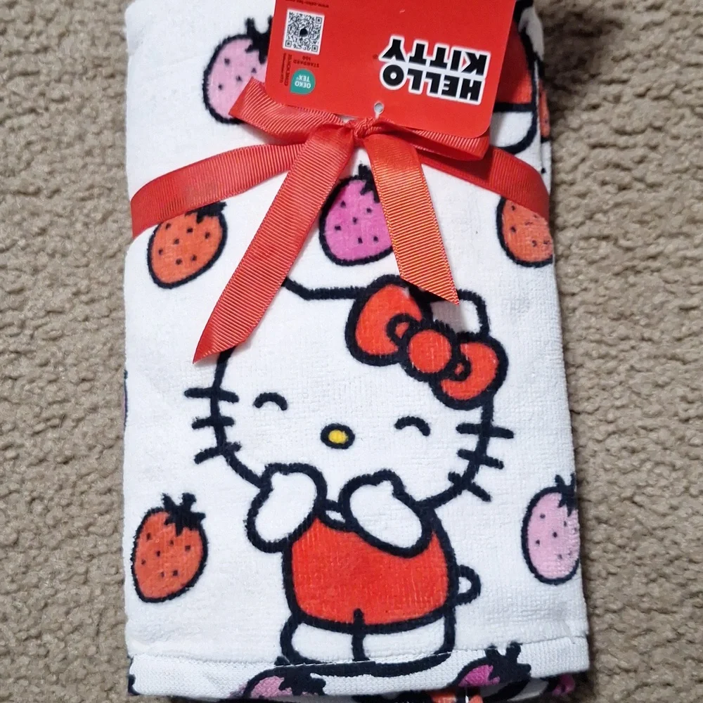 Hello Kitty Hand Towel Set